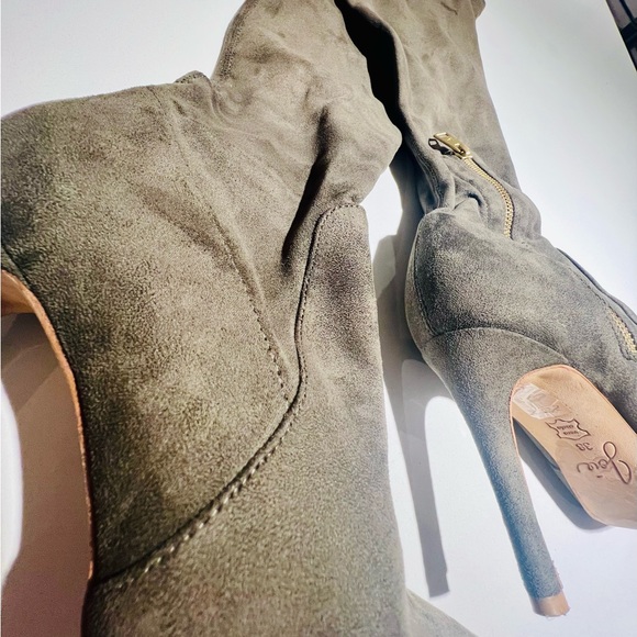 Joie Suede boots - Picture 3 of 4